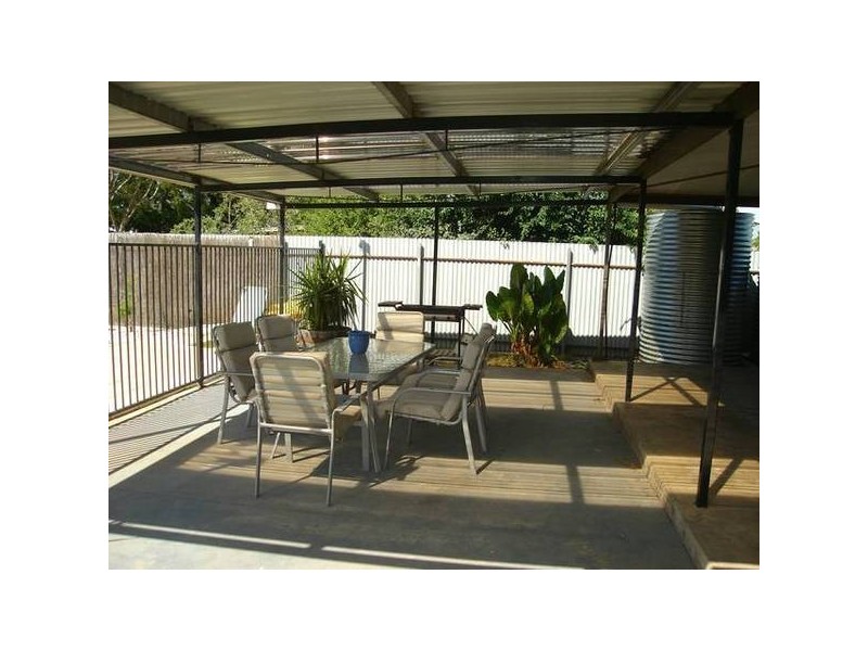 14 McLachlan Street, Carisbrook VIC 3464