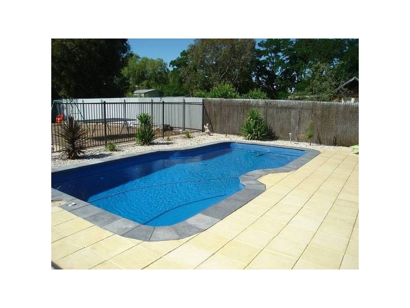 14 McLachlan Street, Carisbrook VIC 3464