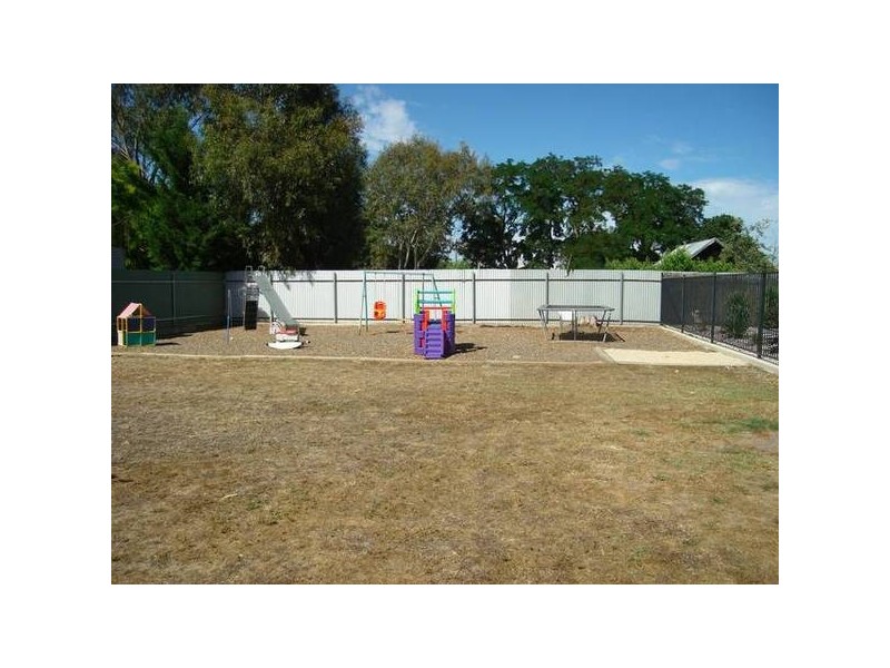 14 McLachlan Street, Carisbrook VIC 3464