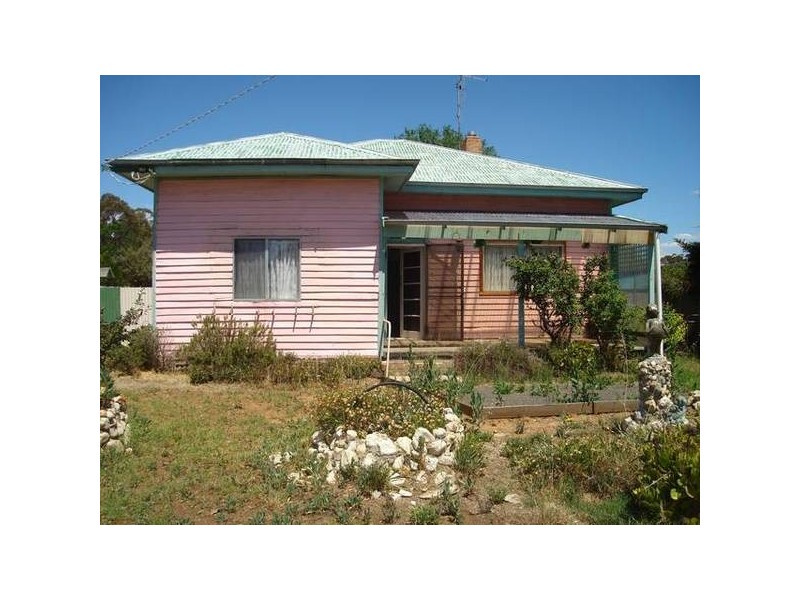 13 Thompson Street, Dunolly VIC 3472