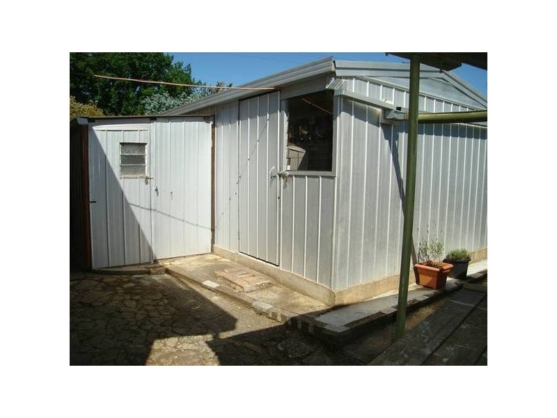 18 Bucknall Street, Carisbrook VIC 3464