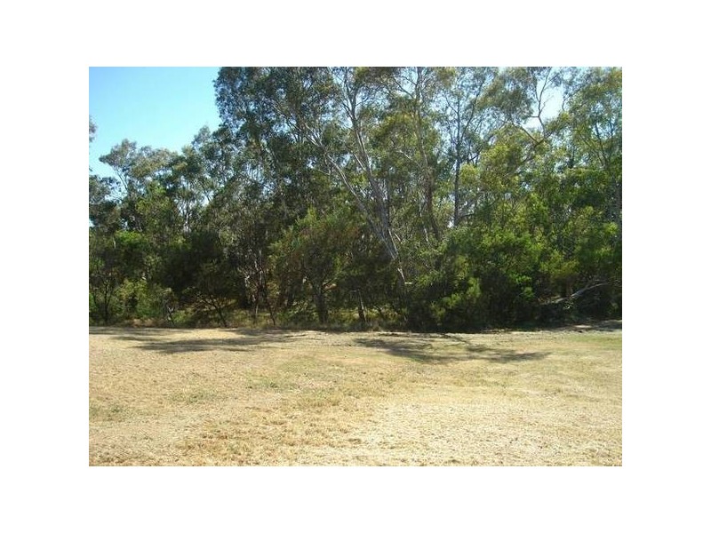 18 Bucknall Street, Carisbrook VIC 3464