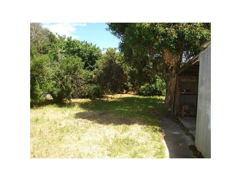 4 Derby Road, Maryborough VIC 3465