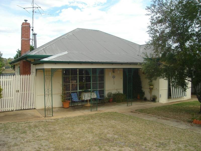 24 Marshall Street, Maryborough VIC 3465