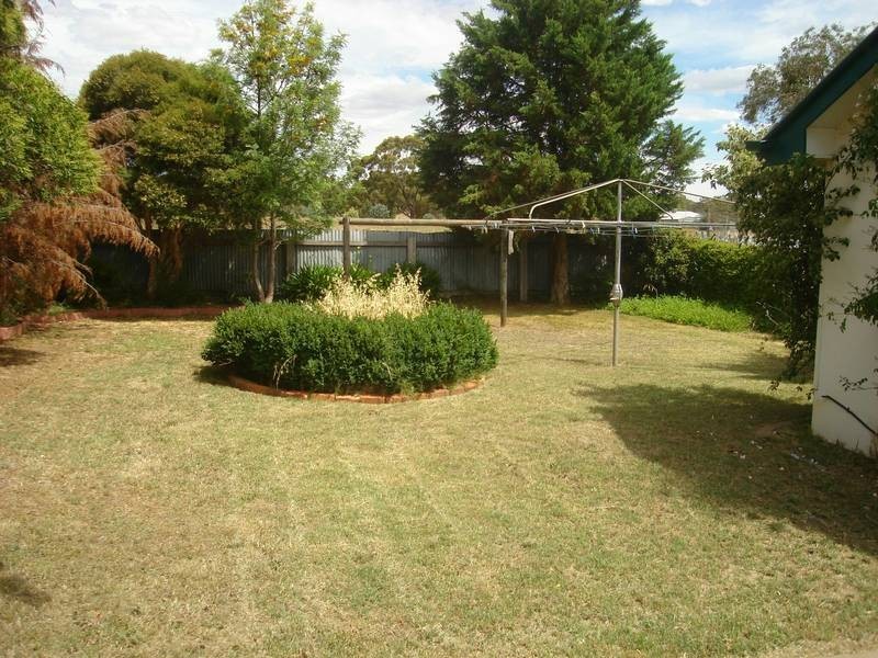 24 Marshall Street, Maryborough VIC 3465