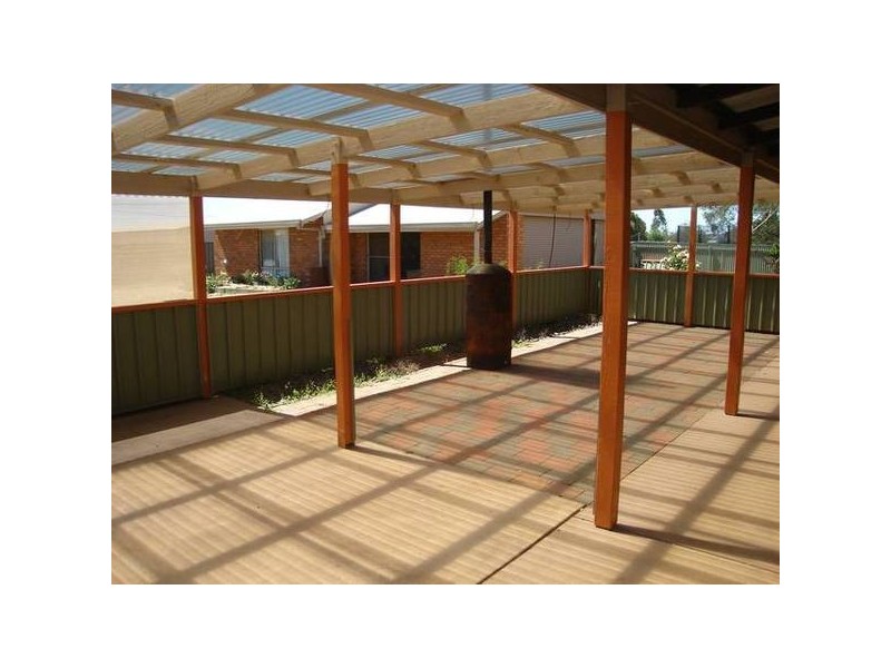 37 Grice Street, Carisbrook VIC 3464