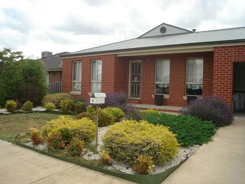 4 Rowles Drive, Maryborough VIC 3465