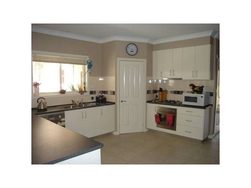 4 Brown Street, Maryborough VIC 3465