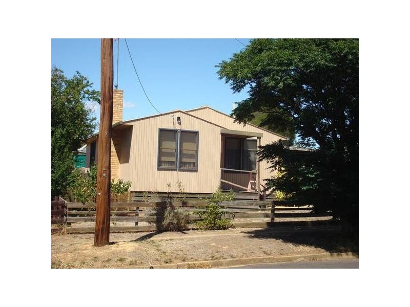 32 Primrose Street, Maryborough VIC 3465