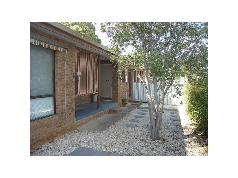 1/6 Harkness Street, Maryborough VIC 3465