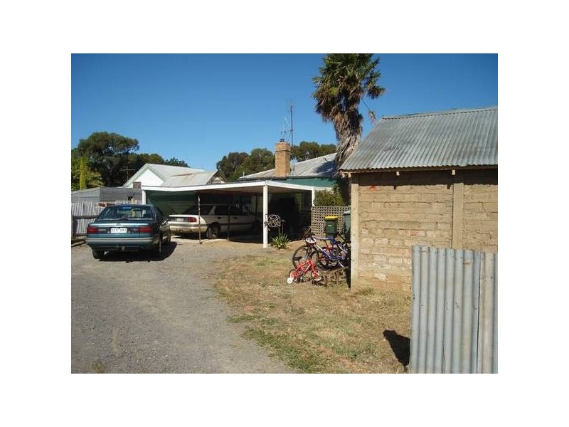 4 Urquart Street, Carisbrook VIC 3464