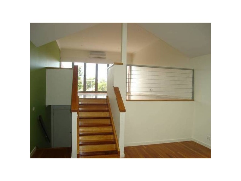 2/6 High Street, Maryborough VIC 3465