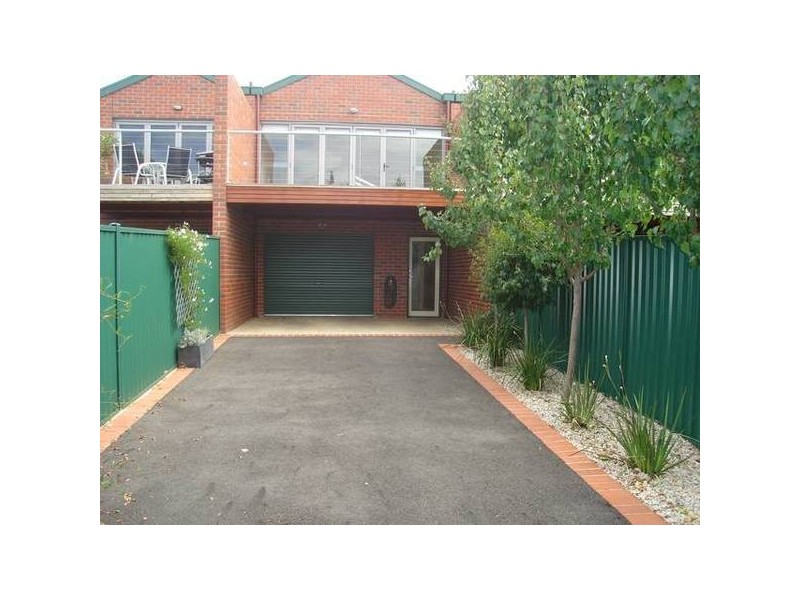 2/6 High Street, Maryborough VIC 3465