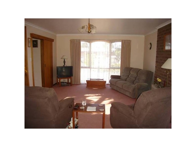 17 Albert Street, Carisbrook VIC 3464