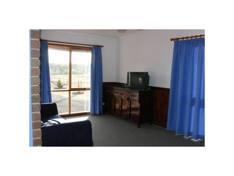 25 George Cook Drive, Daisy Hill VIC 3465