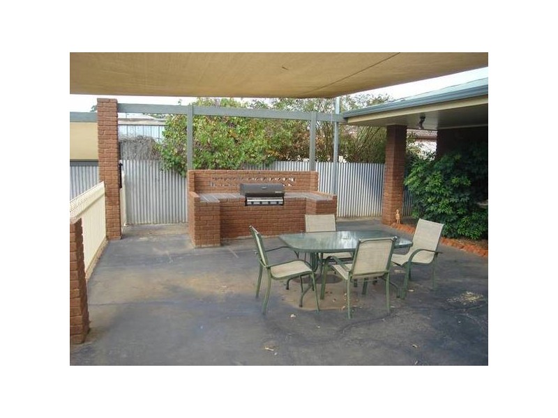 152 Park Road, Maryborough VIC 3465