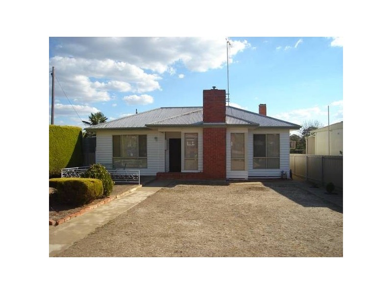 76 Majorca Road, Maryborough VIC 3465