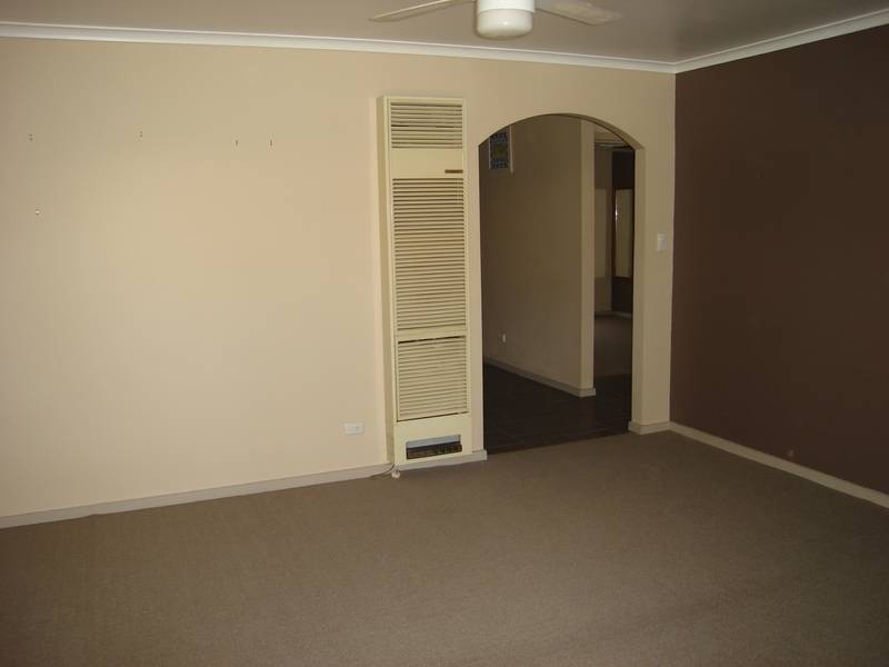 1/6 Harkness Street, Maryborough VIC 3465