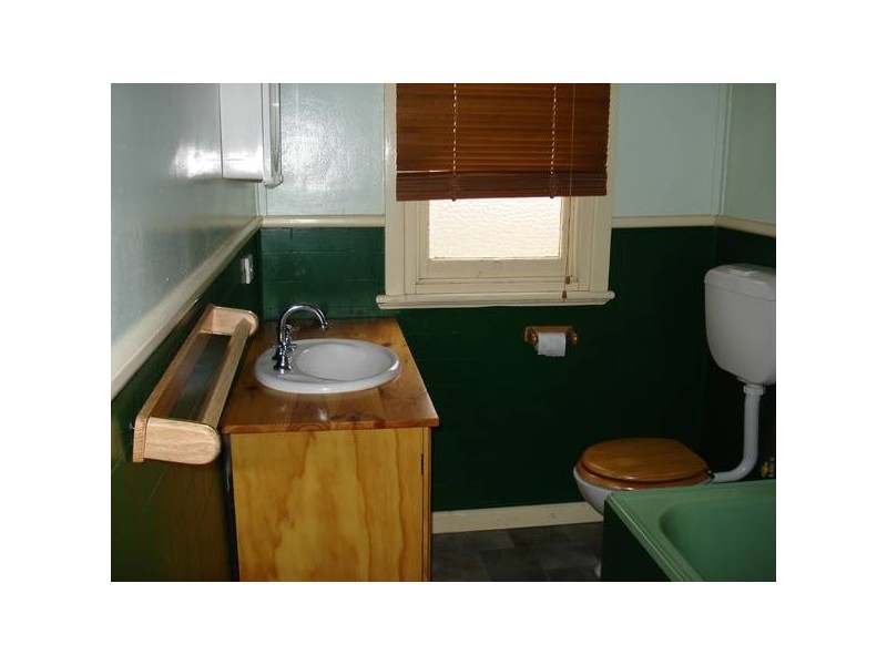 21 Inkerman Street, Maryborough VIC 3465