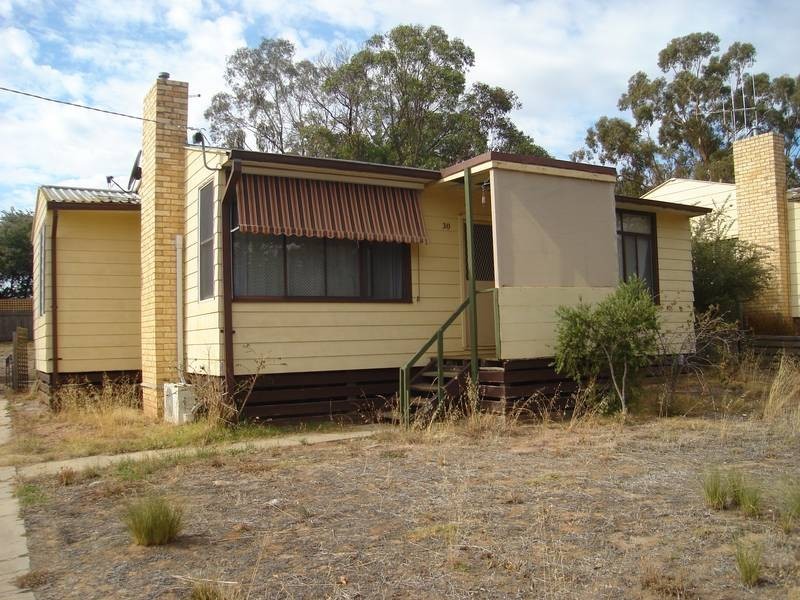 30 Primrose Street, Maryborough VIC 3465
