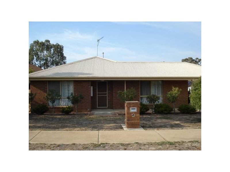 36 Laidman Street, Maryborough VIC 3465