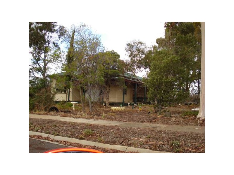 28 Arthur Avenue, Maryborough VIC 3465