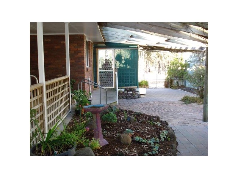 1020 Pyrenees Highway, Flagstaff VIC 3465
