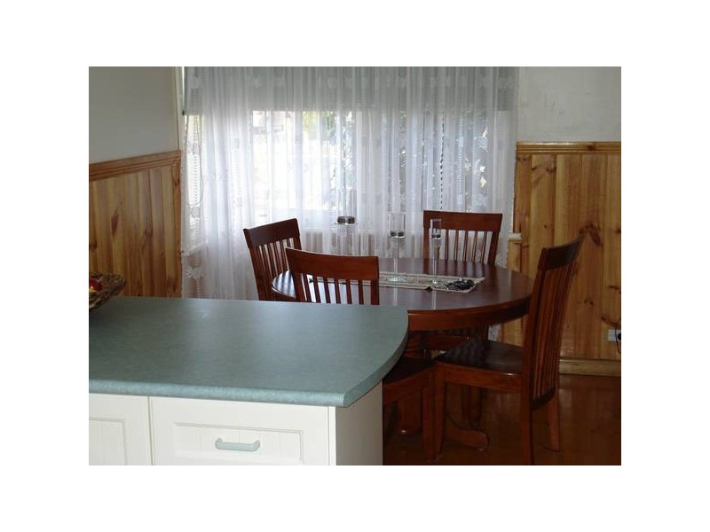 42 Holyrood Street, Maryborough VIC 3465