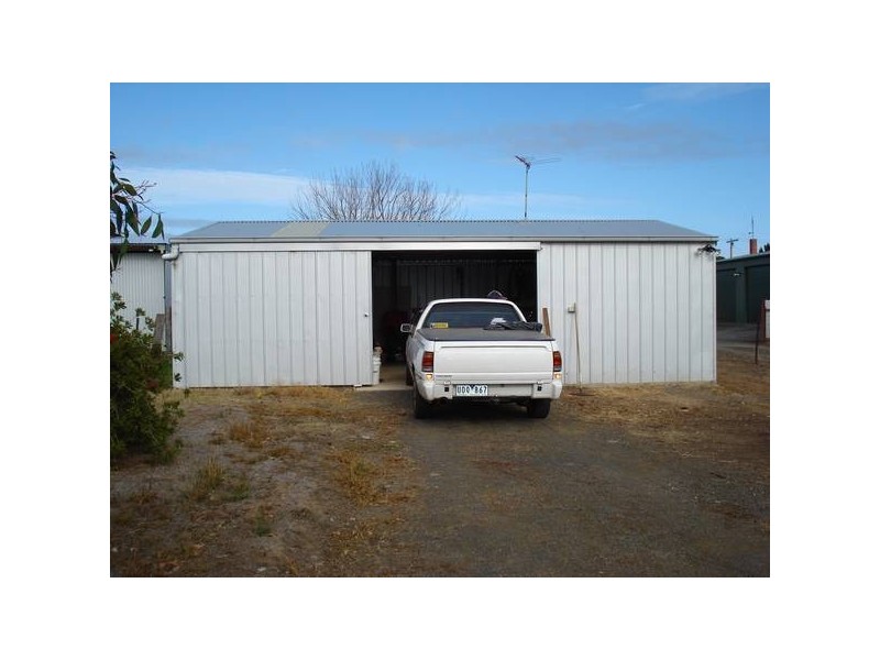 42 Holyrood Street, Maryborough VIC 3465