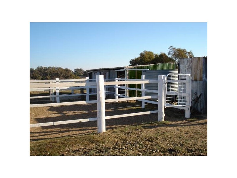 1755 McCallums Creek Road, Dunach VIC 3371