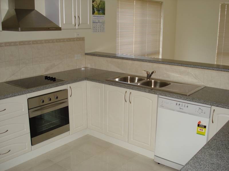 14 Albert Street, Carisbrook VIC 3464