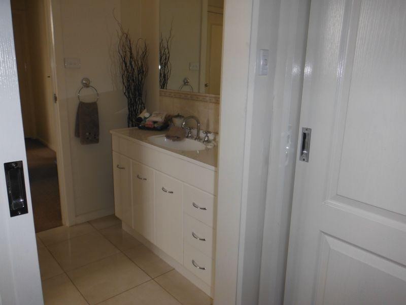 14 Albert Street, Carisbrook VIC 3464