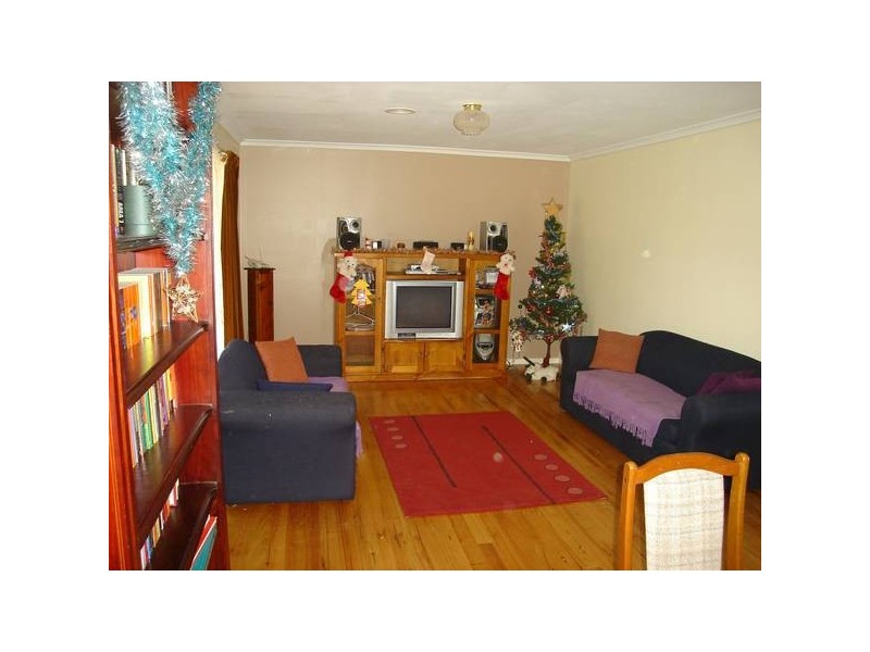 14 McLachlan Street, Carisbrook VIC 3464