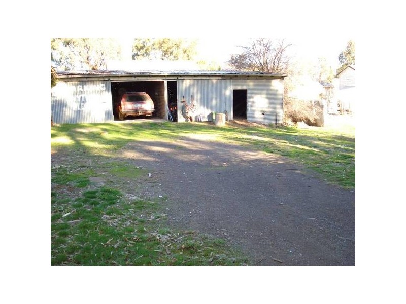 115 High Street, Avoca VIC 3467