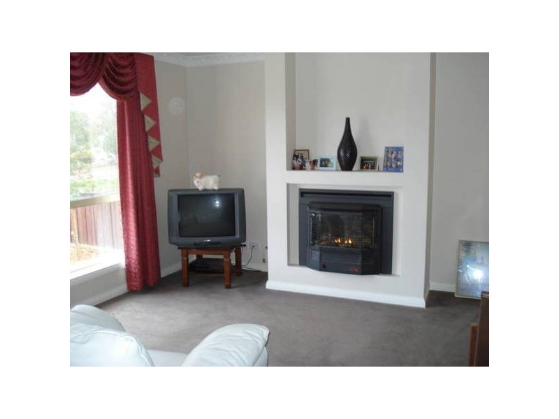 11 Coobah Court, Maryborough VIC 3465