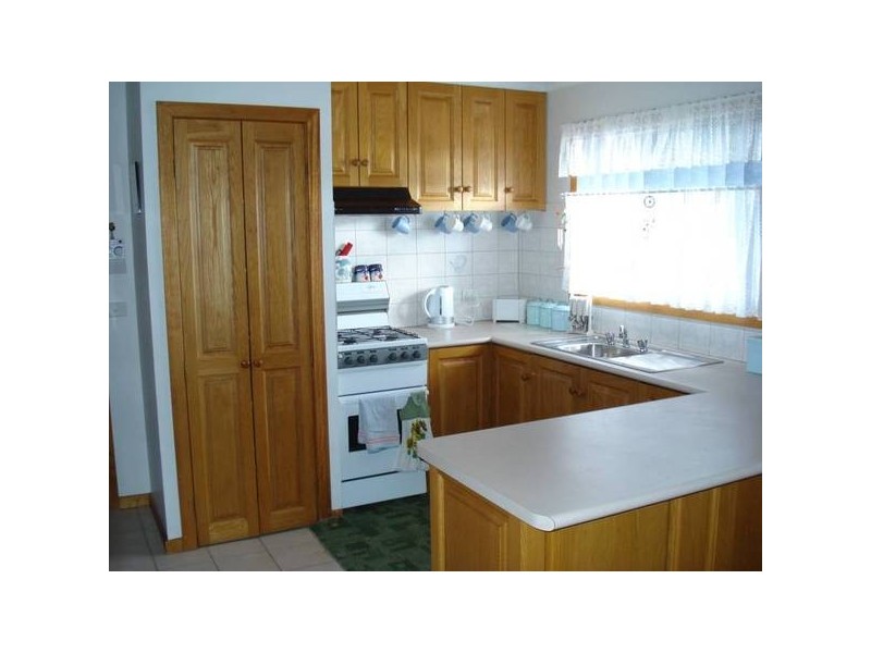 24 Carrick Street, Maryborough VIC 3465