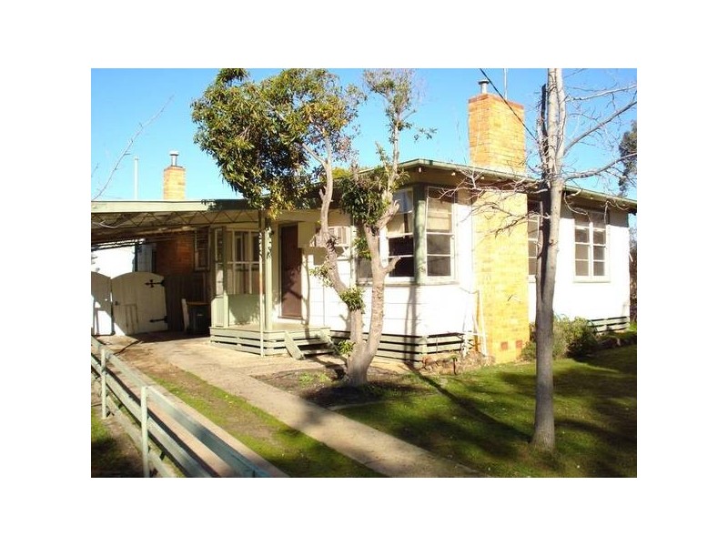 86 Golden Wattle Drive, Maryborough VIC 3465