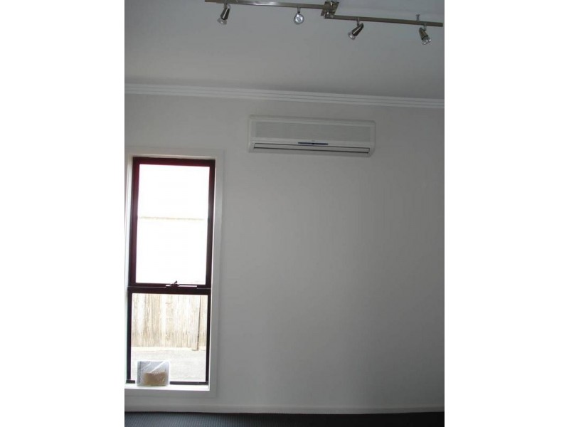 11 Inkerman Street, Maryborough VIC 3465