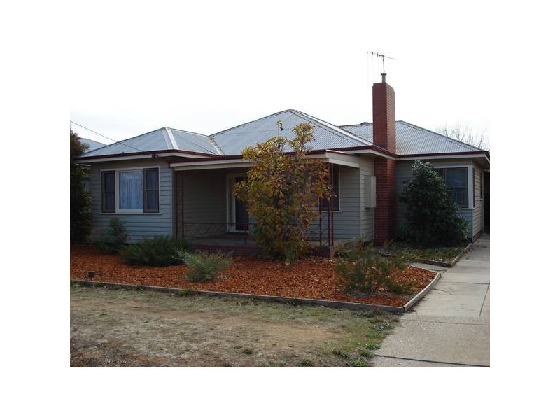 42 Holyrood Street, Maryborough VIC 3465