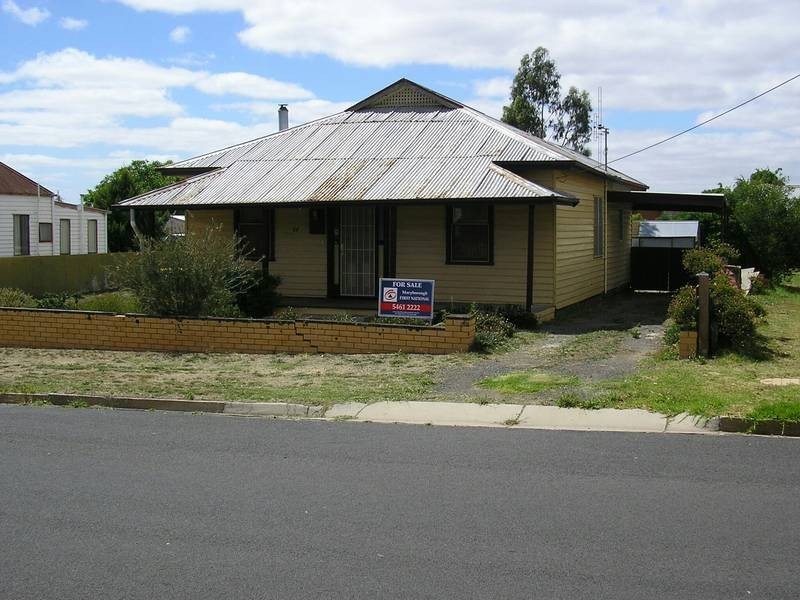 24 Raglan Street, Maryborough VIC 3465