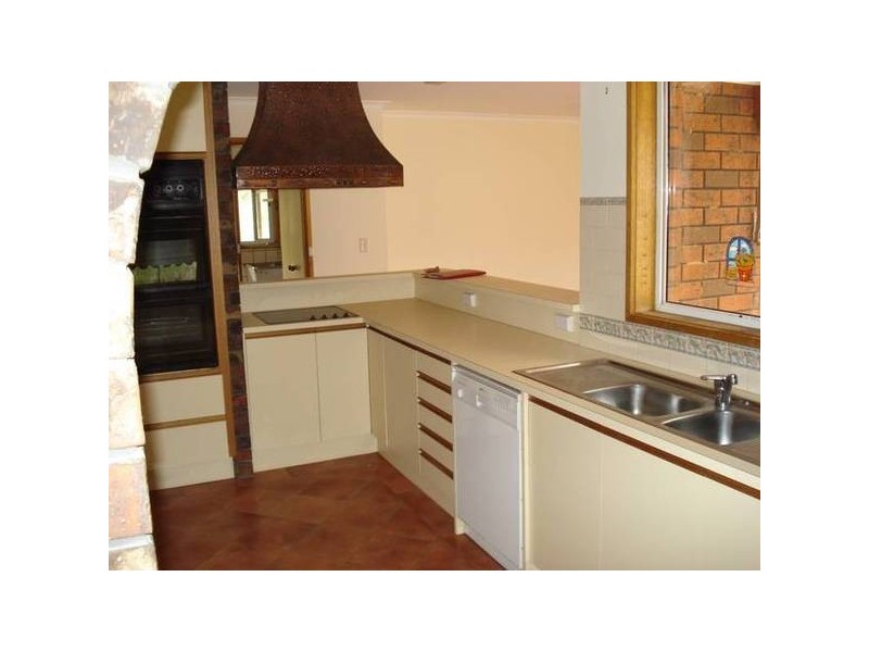 169 Balaclava Road, Maryborough VIC 3465