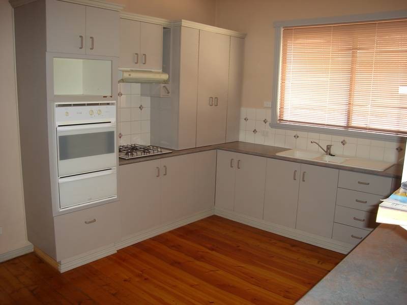 73 Majorca Road, Maryborough VIC 3465