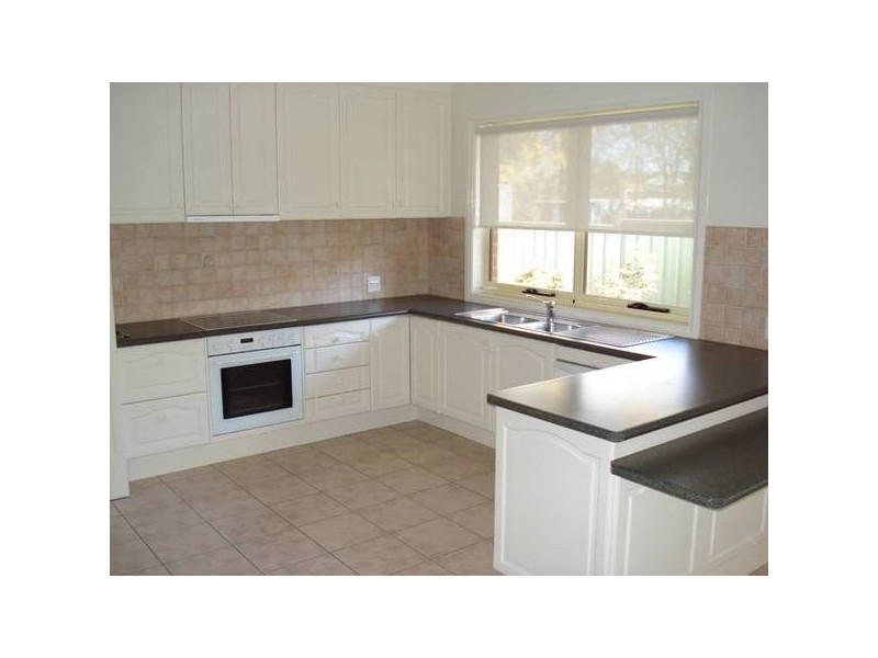 2/52 Alma Street, Maryborough VIC 3465