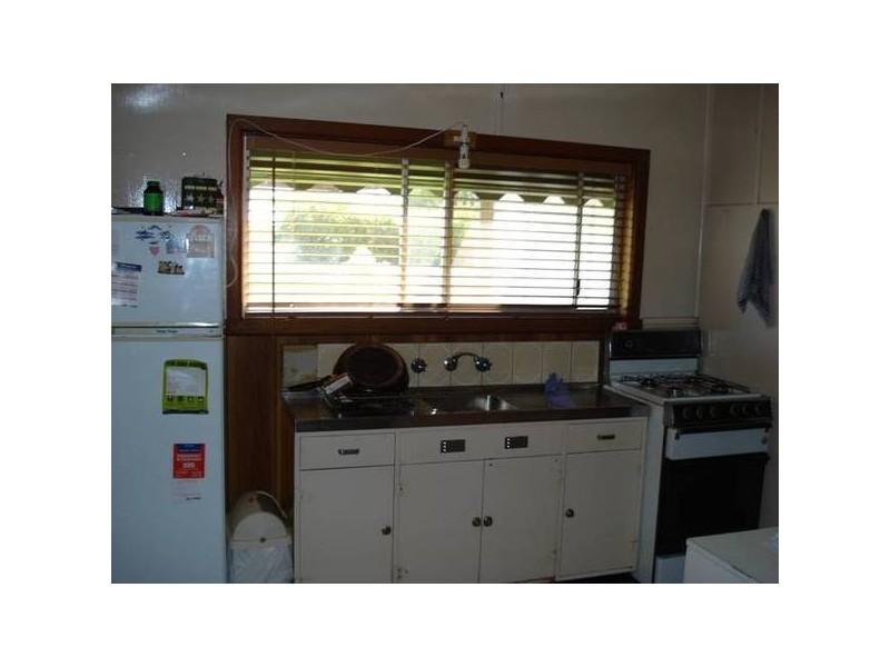 16 Carrick Street, Maryborough VIC 3465