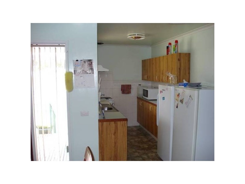 12 Tobruk Avenue, Maryborough VIC 3465