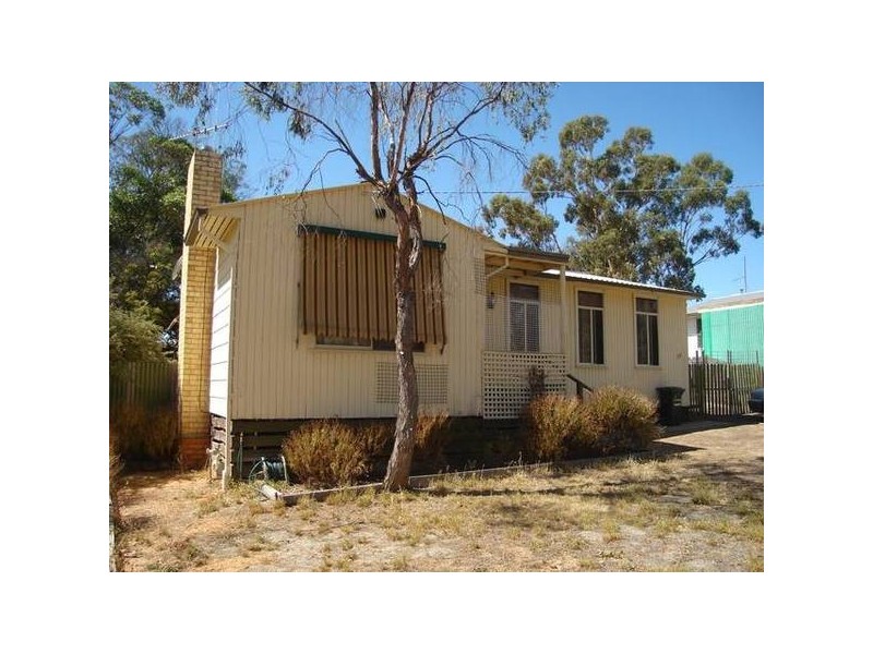 28 Primrose Street, Maryborough VIC 3465