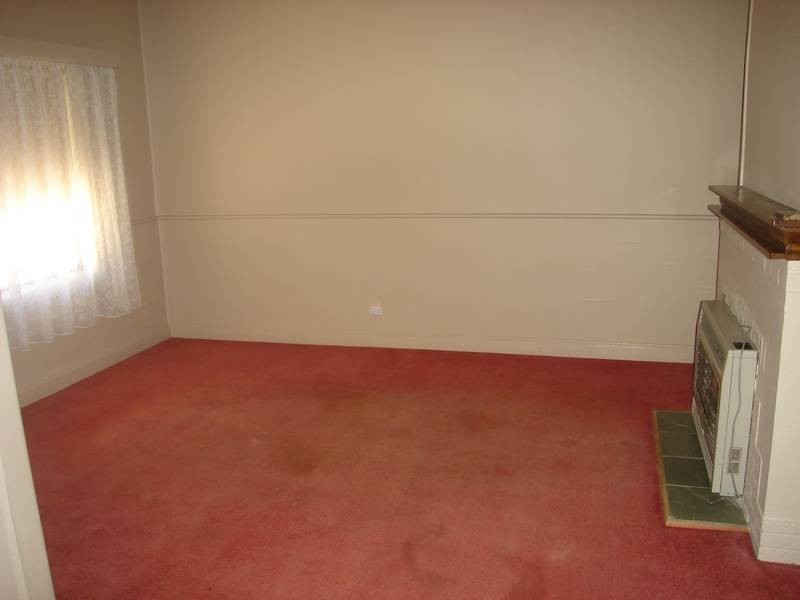 73 Majorca Road, Maryborough VIC 3465