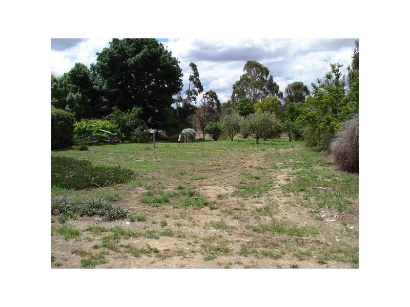 11 King Street, Carisbrook VIC 3464