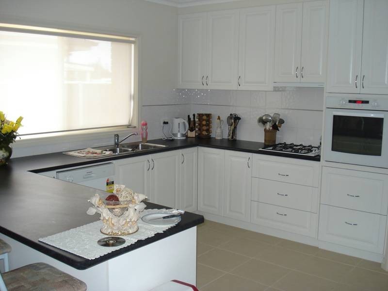 12 Simpson Street, Carisbrook VIC 3464