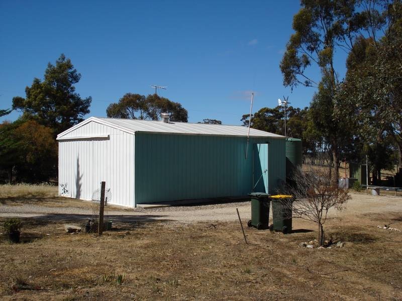 124 Browns Road, Burnbank VIC 3371